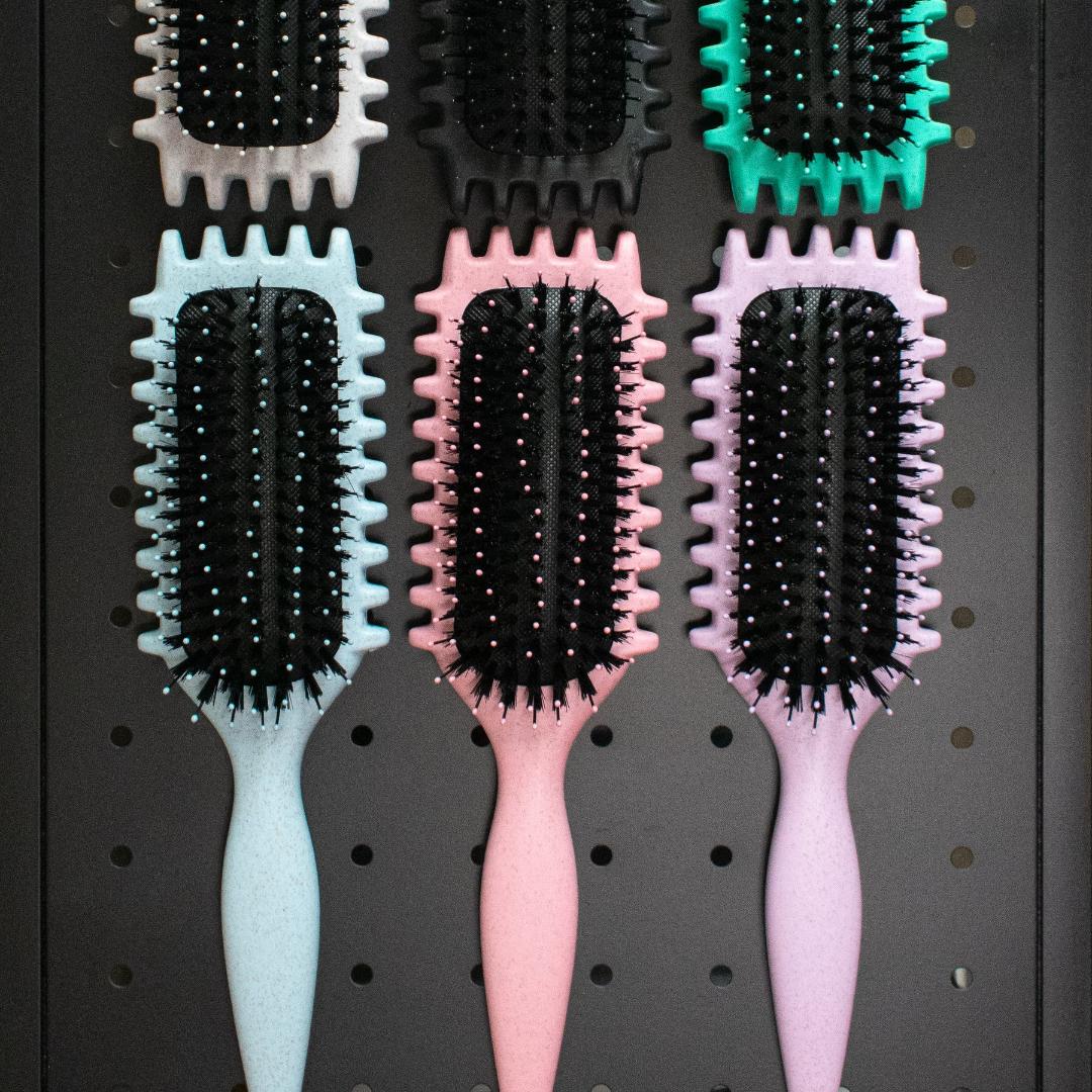 Anti-Frizz Detangling Curl Styling Brush