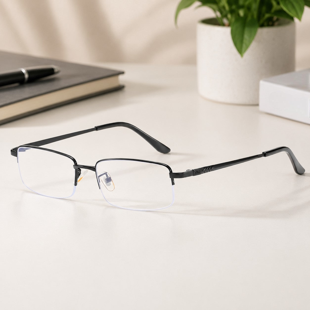 Anti-Glare Light-Adaptive Reading Glasses