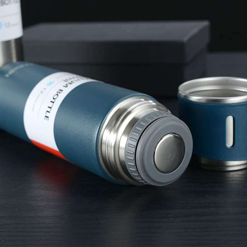 Insulated Stainless Steel Flask Set for Outdoor Adventures
